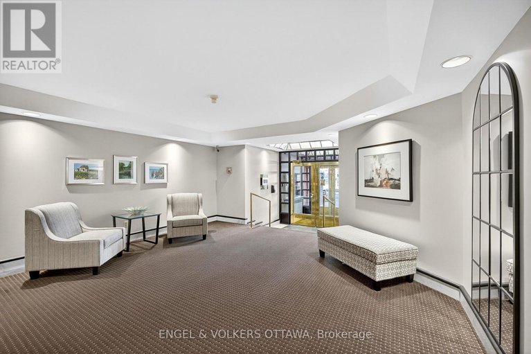 29002093/102-130-queen-elizabeth-drive/ottawa-centregolden-triangle/ottawa/ontario/K2P1E6_45