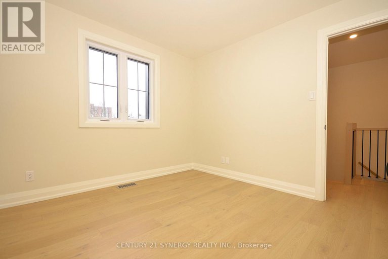 29092514/32-660-hochelaga-street/carson-meadows/ottawa/ontario/K1K2E9_41