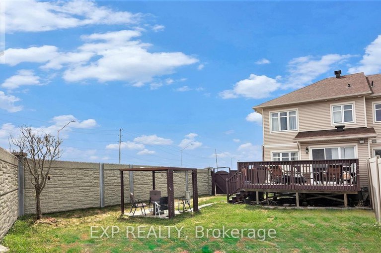 29118872/258-trail-side-circle/springridgeeast-village/ottawa/ontario/K4A5B5_24