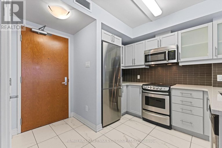 28292069/1306-195-besserer-street/sandy-hill/ottawa/ontario/K1N0B6_5