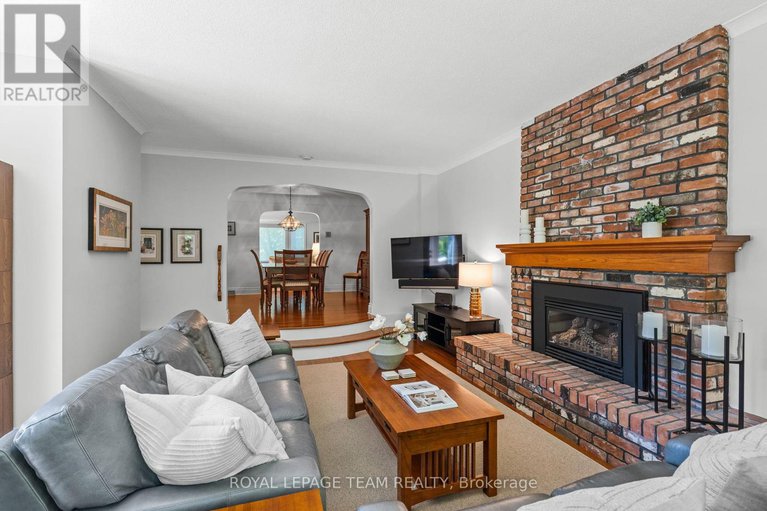 28653090/603-edison-avenue/mckellarhighland/ottawa/ontario/K2A1V6_13