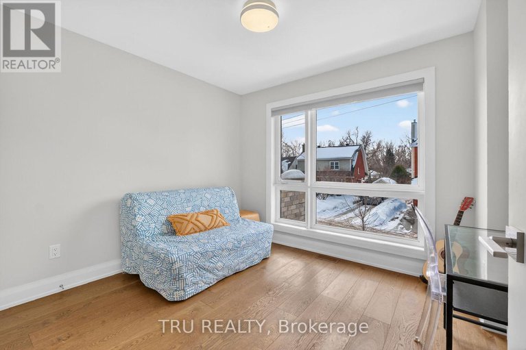 29420434/839-riddell-avenue-n/mckellar-heightsglabar-park/ottawa/ontario/K2K1X7_22