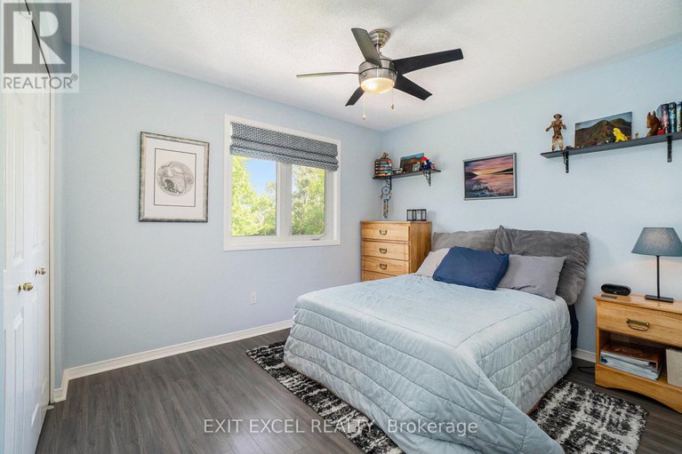 28425414/1551-stanleyfield-crescent/greely/ottawa/ontario/K4P1M7_19