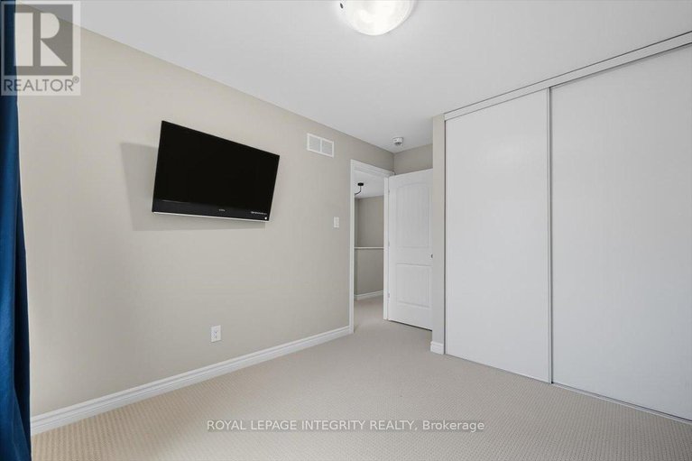 28864709/707-des-aubepines-drive/avalon-west/ottawa/ontario/K4A1C1_27