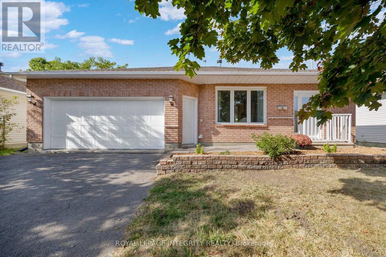 28882325/1979-jasper-avenue/ellwood/ottawa/ontario/K1V0X9_1