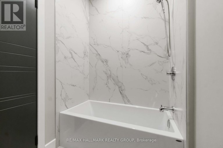 28546575/110-theberge-private/meadowlandsst-claire-gardens/ottawa/ontario/K2G4T1_21