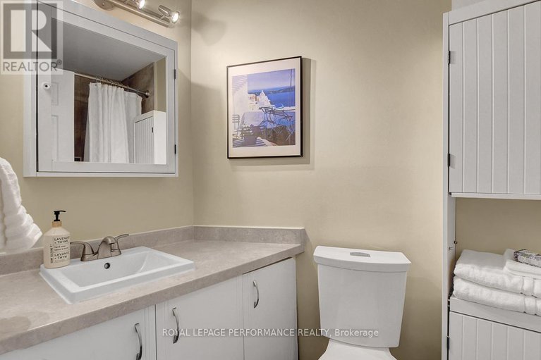 29048192/3-2-columbus-avenue/overbrook/ottawa/ontario/K1K1R3_27