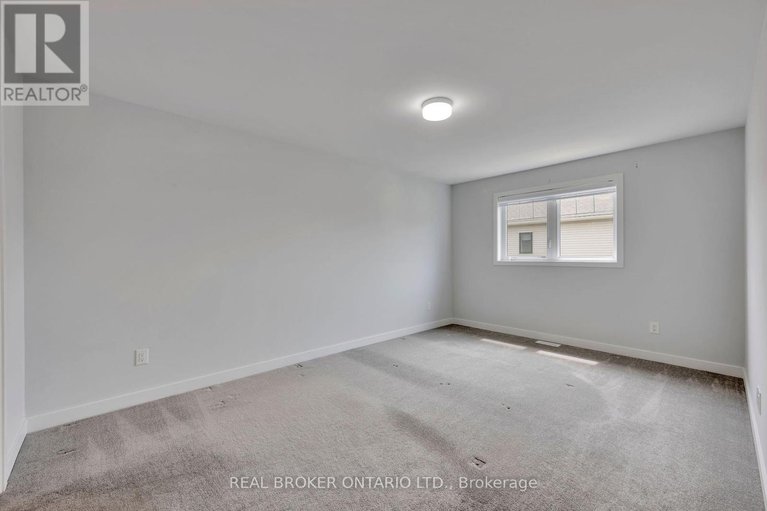 28620609/2123-winsome-terrace/fallingbrookgardenway-south/ottawa/ontario/K4A3P6_23