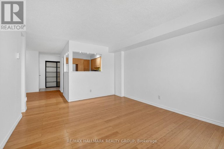 29326115/1408-158c-mcarthur-avenue/vanier/ottawa/ontario/K1L8E7_20