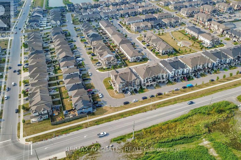 28735067/388-aphelion-crescent/half-moon-bay/ottawa/ontario/K2J6N5_40