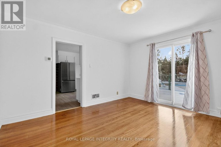 29192840/230-smyth-road/alta-vistafaircrest-heights/ottawa/ontario/K1H5A2_10