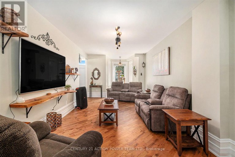 28777672/1674-landry-street/clarencerockland-twp/clarence-rockland/ontario/K0A1N0_4