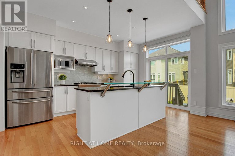 28703560/510-summerhill-street/riverside-southgloucester-glen/ottawa/ontario/K4M0B4_6