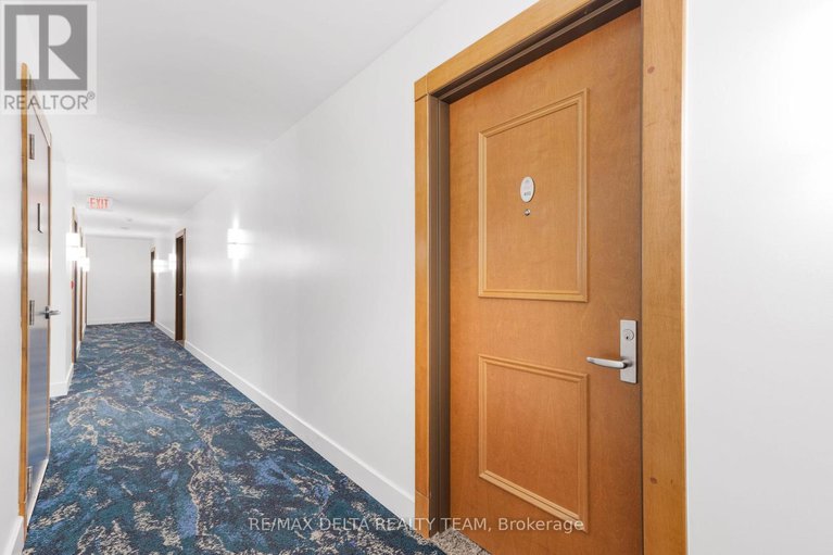 28453209/403-242-rideau-street/sandy-hill/ottawa/ontario/K1N0B7_3