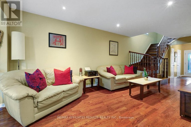 28577158/310-silbrass-private/stonebridge/ottawa/ontario/K2J5M5_8