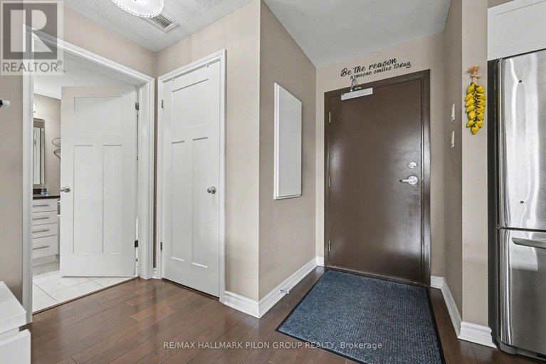 29542217/403-230-titanium-private/convent-glen-north/ottawa/ontario/K1C0C1_13