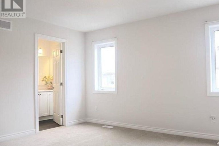 29141700/1686-maple-grove-street/stittsville-north/ottawa/ontario/K2S2R3_11