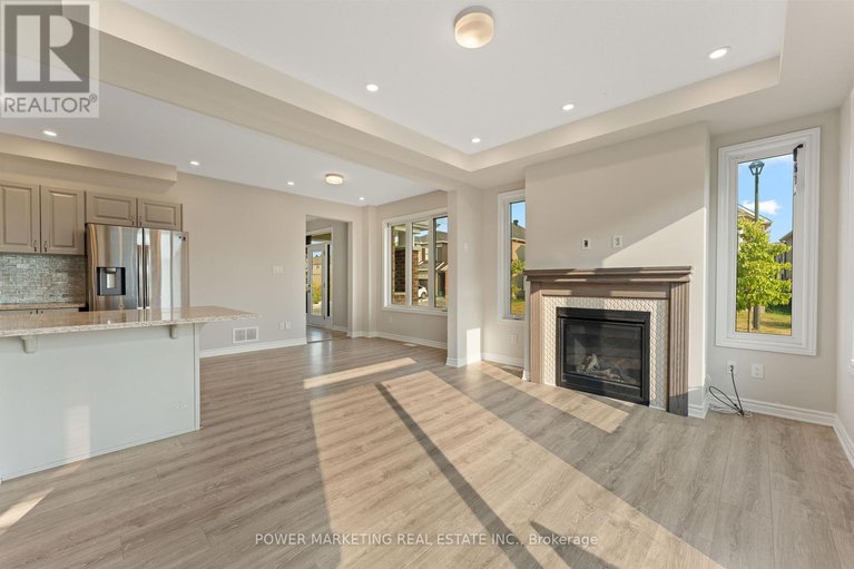 28752375/701-megrez-way/half-moon-bay/ottawa/ontario/K2J6S9_10