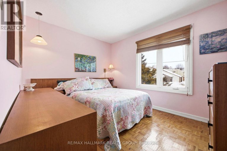 29429780/1572-boyer-road/chapel-hill/ottawa/ontario/K1C1R1_24