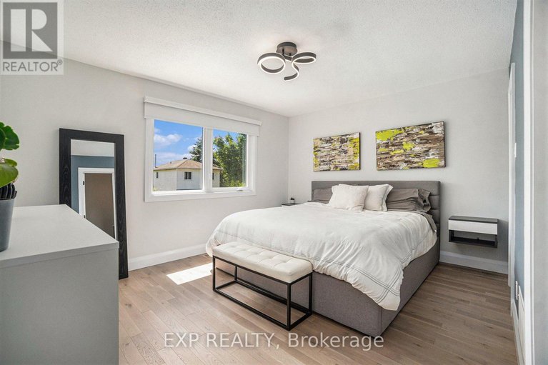 28647079/680-mathieu-way/fallingbrookpineridge/ottawa/ontario/K4A2R4_18
