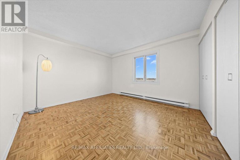 29135891/1507-158b-mcarthur-avenue/vanier/ottawa/ontario/K1L8C9_17