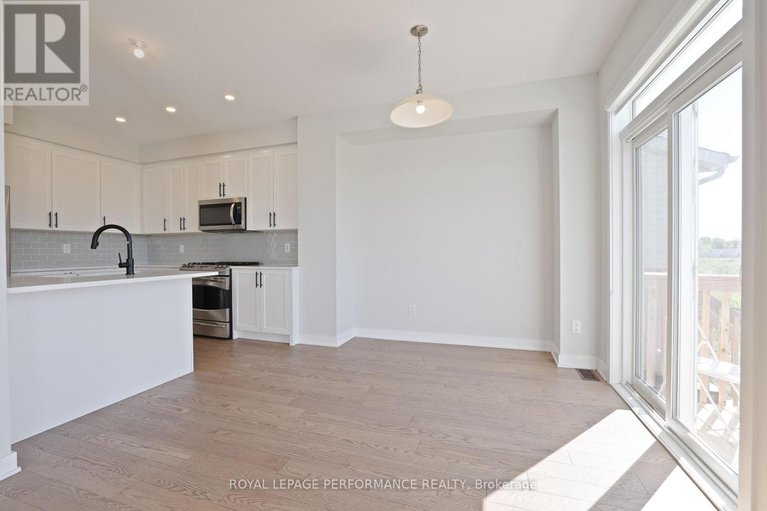 29210411/116-main-halyard-lane/half-moon-bay/ottawa/ontario/K2J7B6_12