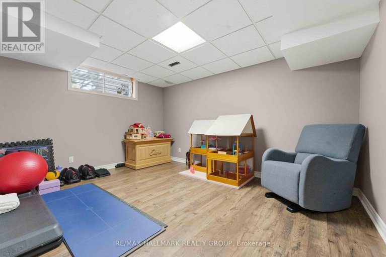 29047250/661-arc-en-ciel-street/fallingbrookgardenway-south/ottawa/ontario/K4A3H8_35