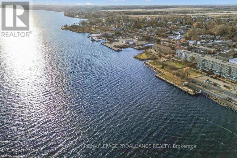 29141400/119-235-water-street/prescott/prescott/ontario/K0E1T0_30