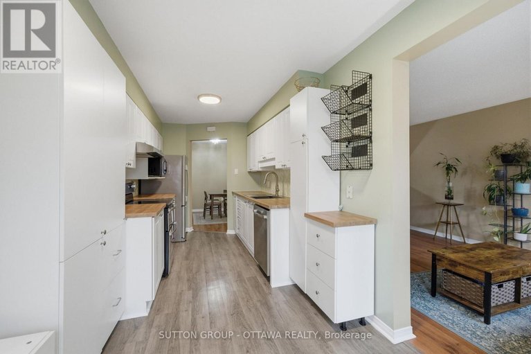 29623978/814-nesting-way/fallingbrookgardenway-south/ottawa/ontario/K4A3X2_9