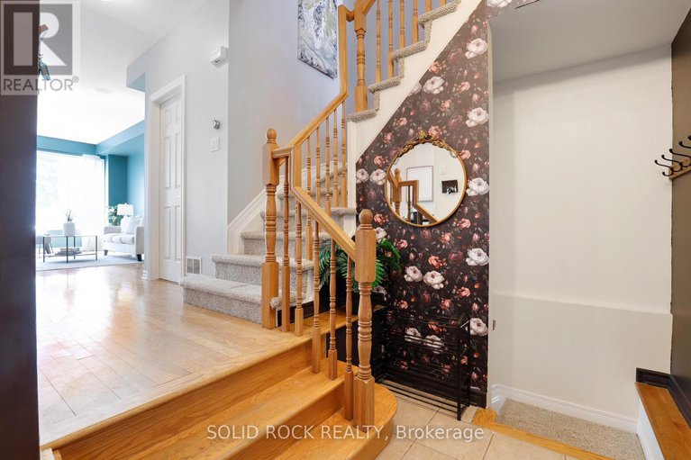 29434004/62-evelyn-powers-private-n/stittsville-south/ottawa/ontario/K2S0E1_2