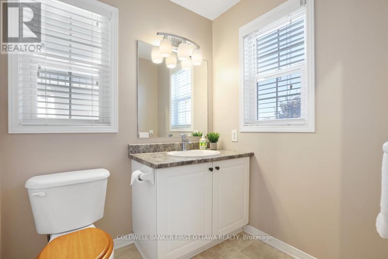 28995178/104-streamside-crescent/morgans-grantsouth-march/ottawa/ontario/K2W0A9_23