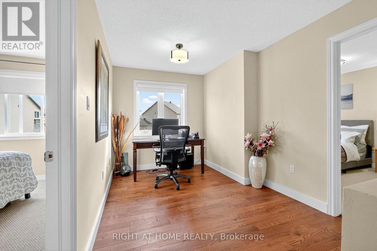 28972489/380-quartz-avenue-n/town-of-rockland/clarence-rockland/ontario/K4K0C7_28