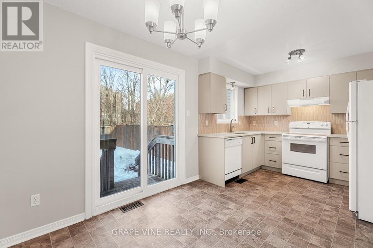 28039970/430-lawler-crescent/chatelaine-village/ottawa/ontario/K4A3Y3_14