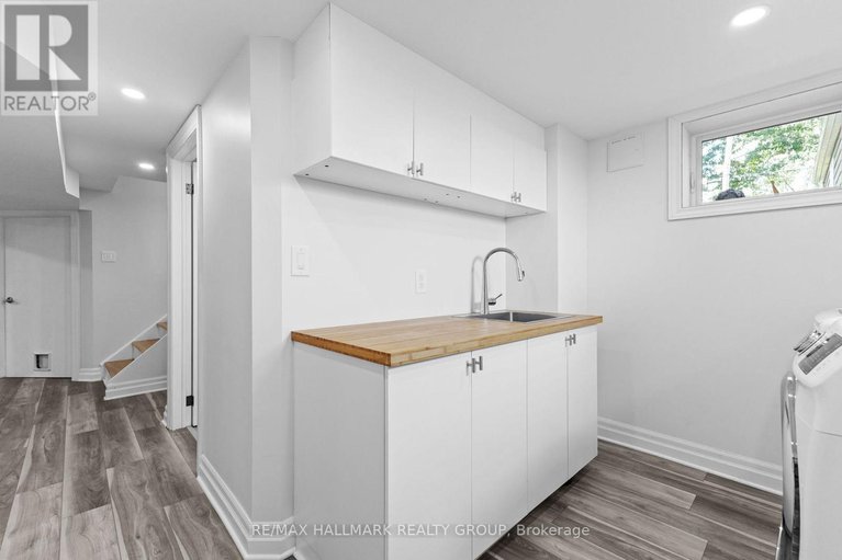 28783235/1622-drake-avenue/riverview-park/ottawa/ontario/K1G0L8_27