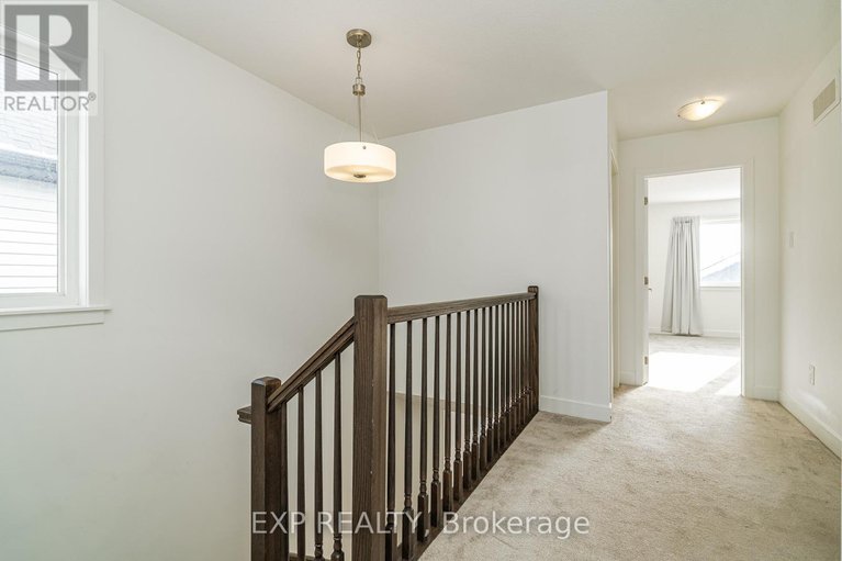 29355665/914-alvarez-lane/leitrim/ottawa/ontario/K1T0W2_20