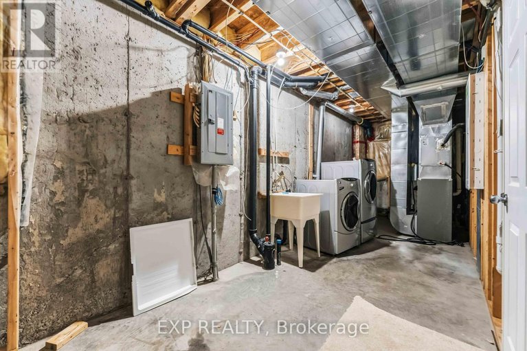 29238226/214-montmorency-way/avalon-east/ottawa/ontario/K4A0J9_44