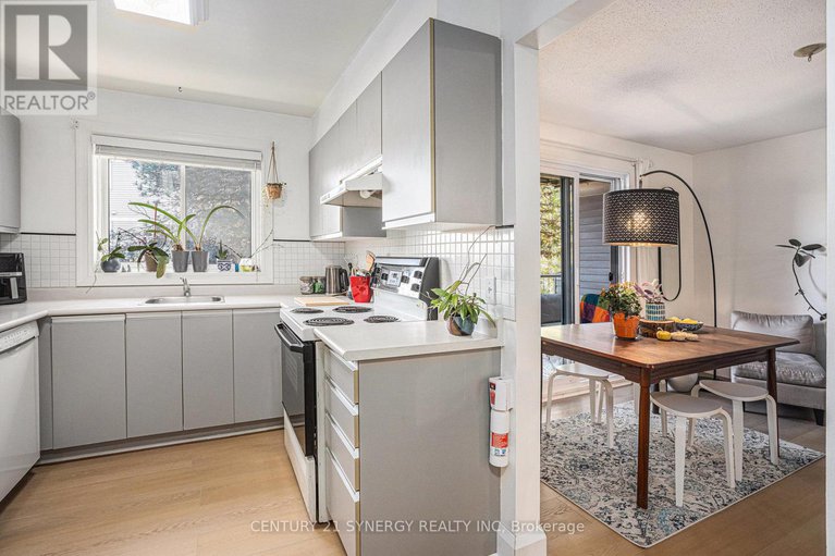 28993564/204-270-brittany-drive/viscount-alexander-park/ottawa/ontario/K1K4M3_14