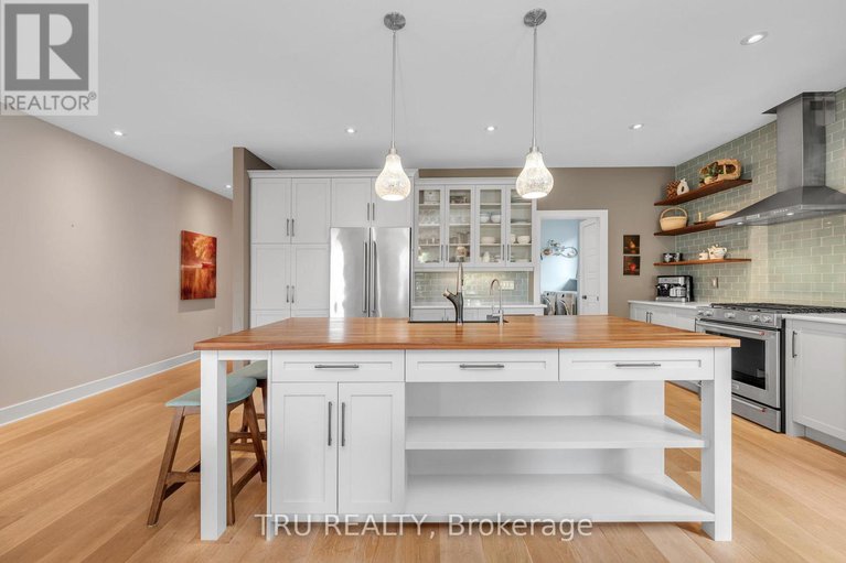 29129070/590-robert-hill-street/almonte/mississippi-mills/ontario/K0A1A0_25