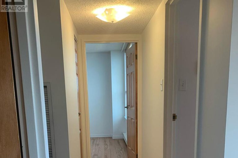 29374834/901-200-lafontaine-avenue/vanier/ottawa/ontario/K1L8K8_8