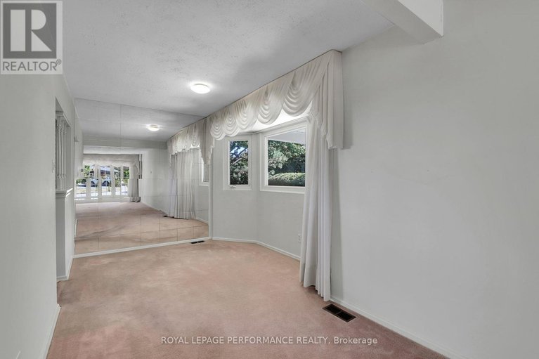 28901445/2337-samuel-drive/elmvale-acresurbandale/ottawa/ontario/K1G3C3_9