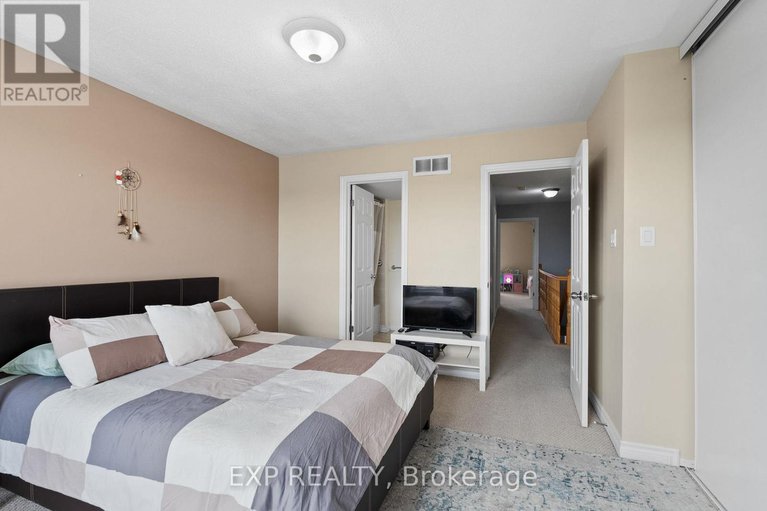 29119257/588-b-chapman-mills-drive/strandherd/ottawa/ontario/K2J3V2_32