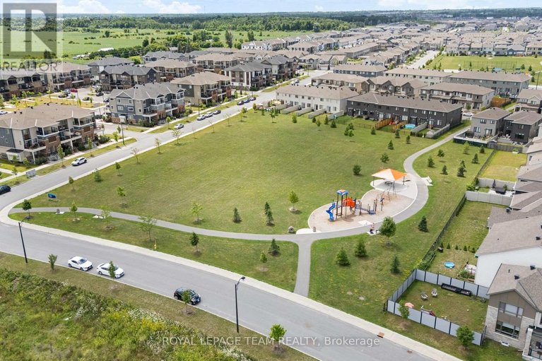 29549616/432-gidran-circle/emerald-meadowstrailwest/ottawa/ontario/K2V0P5_46