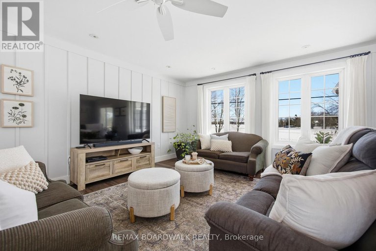 29359978/100-mcculloughs-landing/drummond-n-elmsley-drummond-twp/drummondnorth-elmsley/ontario/K7H3C8_10