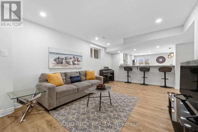 29438111/42-conch-way/mahogany-community/ottawa/ontario/K4M0M4_35