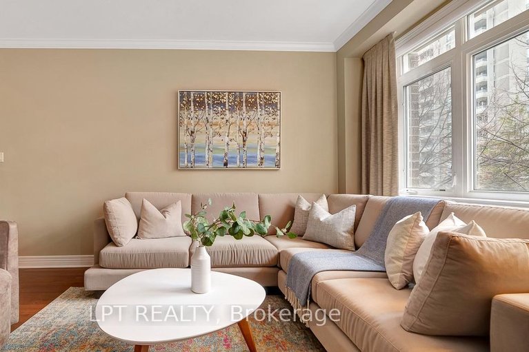 29614830/176-lanark-avenue/westboro-north/ottawa/ontario/K1Z1E5_12