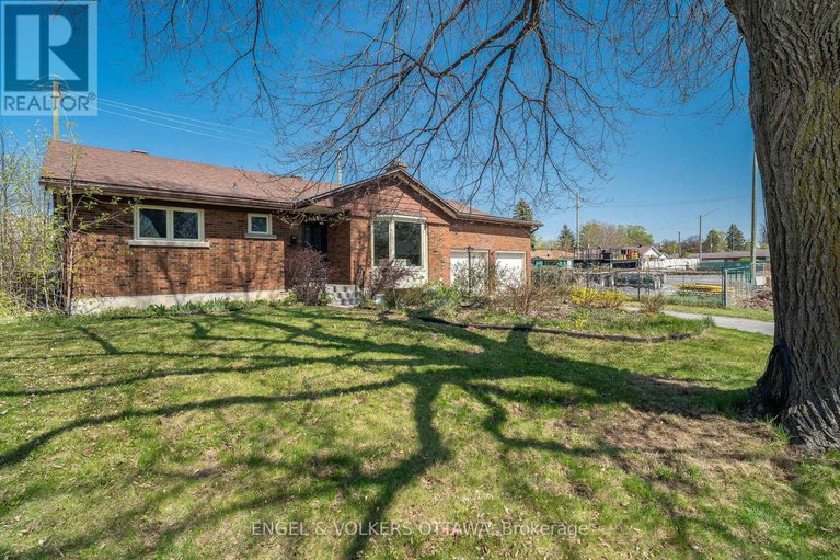 28307166/989-connaught-avenue/queensway-terrace-north/ottawa/ontario/K2B5M7_2