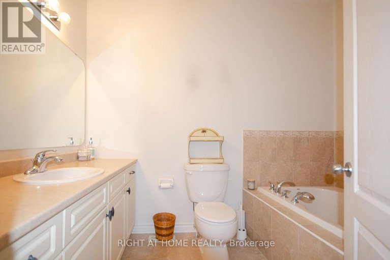 29055944/193-shepody-circle/blossom-parkkemp-parkfindlay-creek/ottawa/ontario/K1T4H9_9