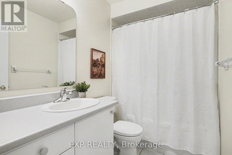 29397409/89-inverkip-avenue/hunt-club-parkgreenboro/ottawa/ontario/K1T4B9_24