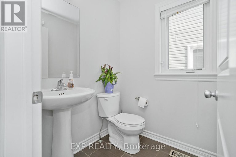 28588518/679-rockrose-way/blossom-parkkemp-parkfindlay-creek/ottawa/ontario/K1T0L7_6