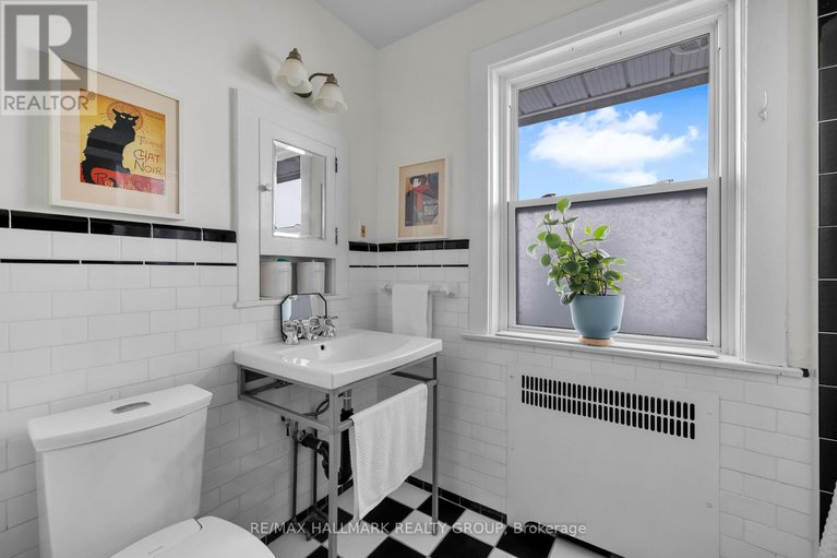 28829451/1-iona-street/ottawa-west/ottawa/ontario/K1Y3L6_36
